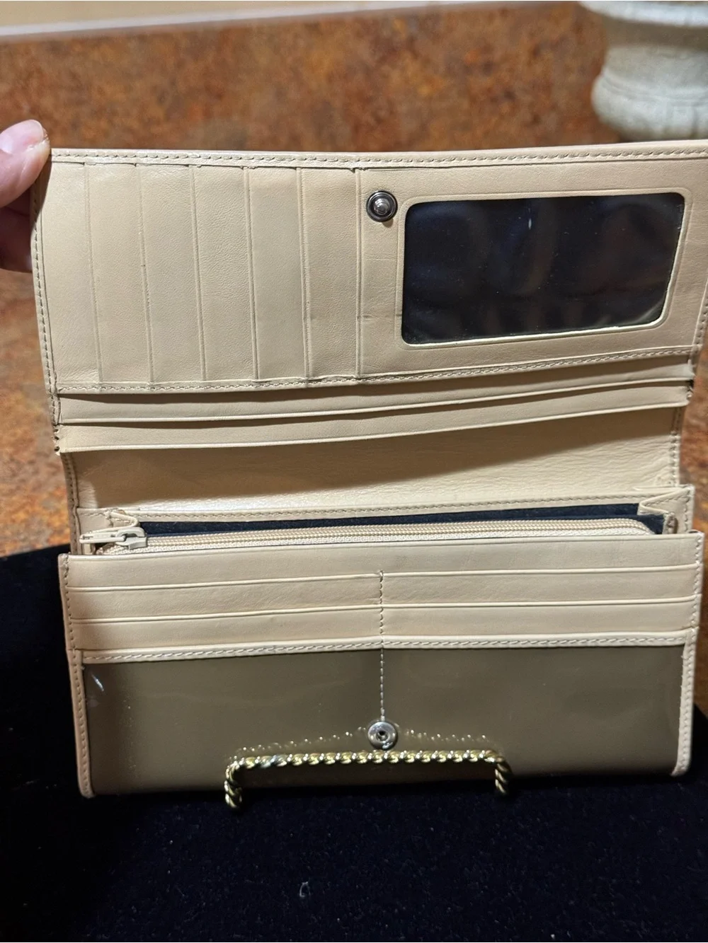 Vivienne Westwood Taupe Patent Leather Wallet/Clutch with Cream Trim - Picture 4 of 8
